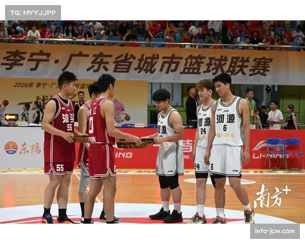 粤BA赛场外设珠海美食展示区,主客队互赠土特产以球会友 粤BA赛场外设珠海美食展示区,主客队互赠土特产以球会友